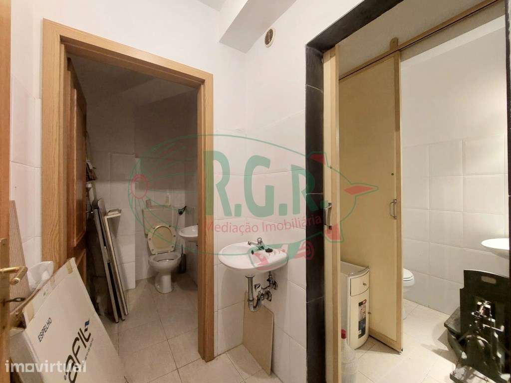 Loja de Rua Com Montra (121.50m2) - Grande imagem: 5/13