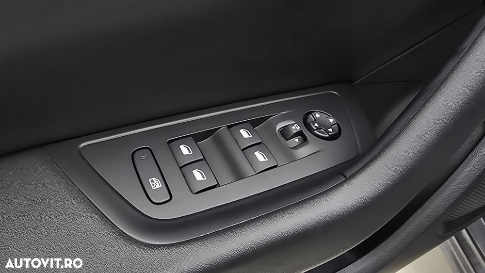 Peugeot 508 PHEV 225ch EAT8 Allure Pack - 12