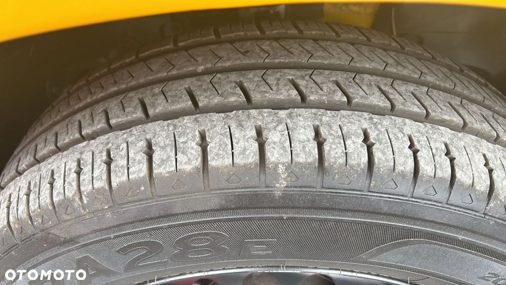 Volkswagen Transporter Kombi L1H1 - 35