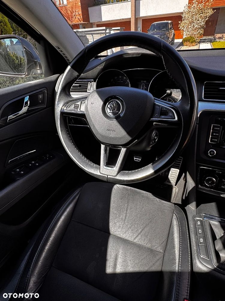 Skoda Superb 2.0 TDI Elegance - 7