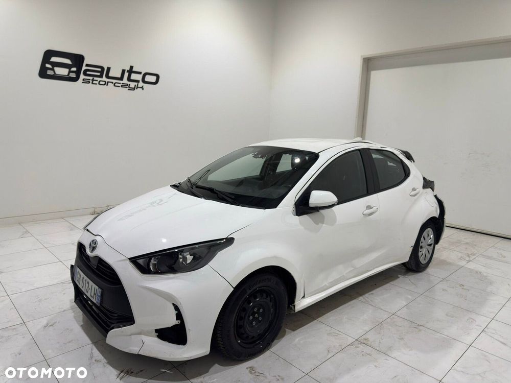 Toyota Yaris - 10