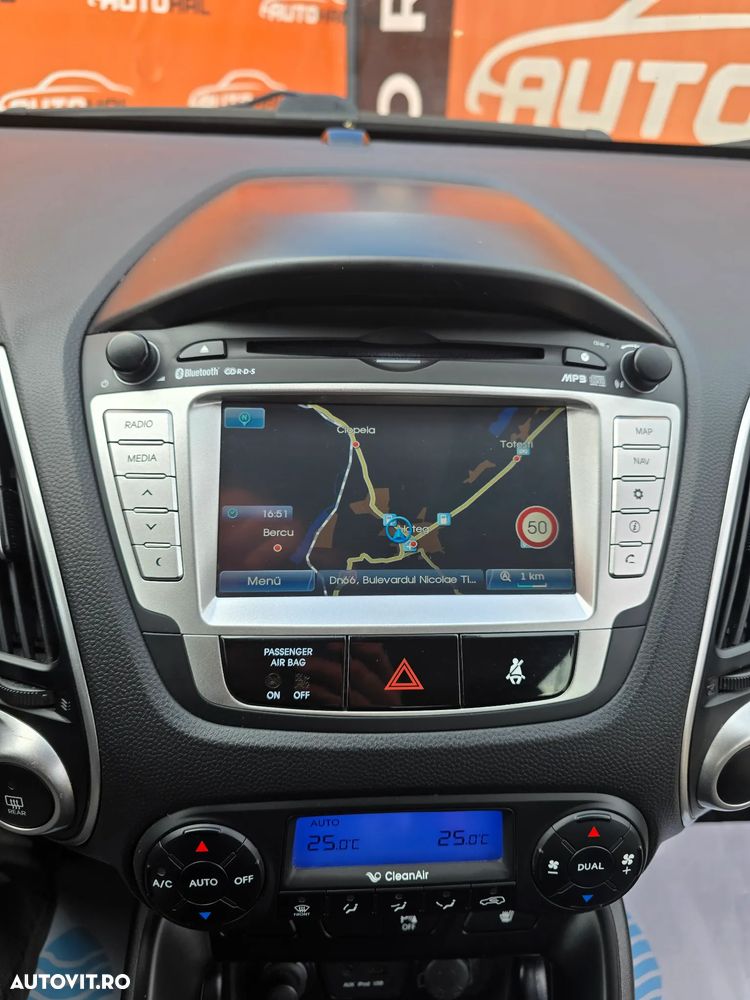 Hyundai ix35 2.0 CRDI 4WD Style - 11