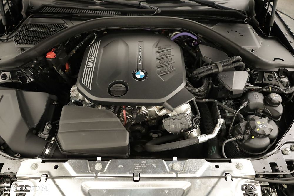 BMW 320 d Pack Desportivo M Auto - 23
