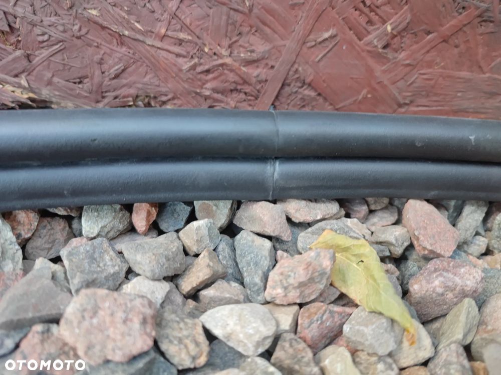 BMW E91 / E91 LCI ORYGINALNE USZCZELKI DRZWI TYŁ LEWA / PRAWA O NR. 51 72 7 247 262 / 51 72 7 164 813 OEM W BARDZO DOBRYM STANIE - 21