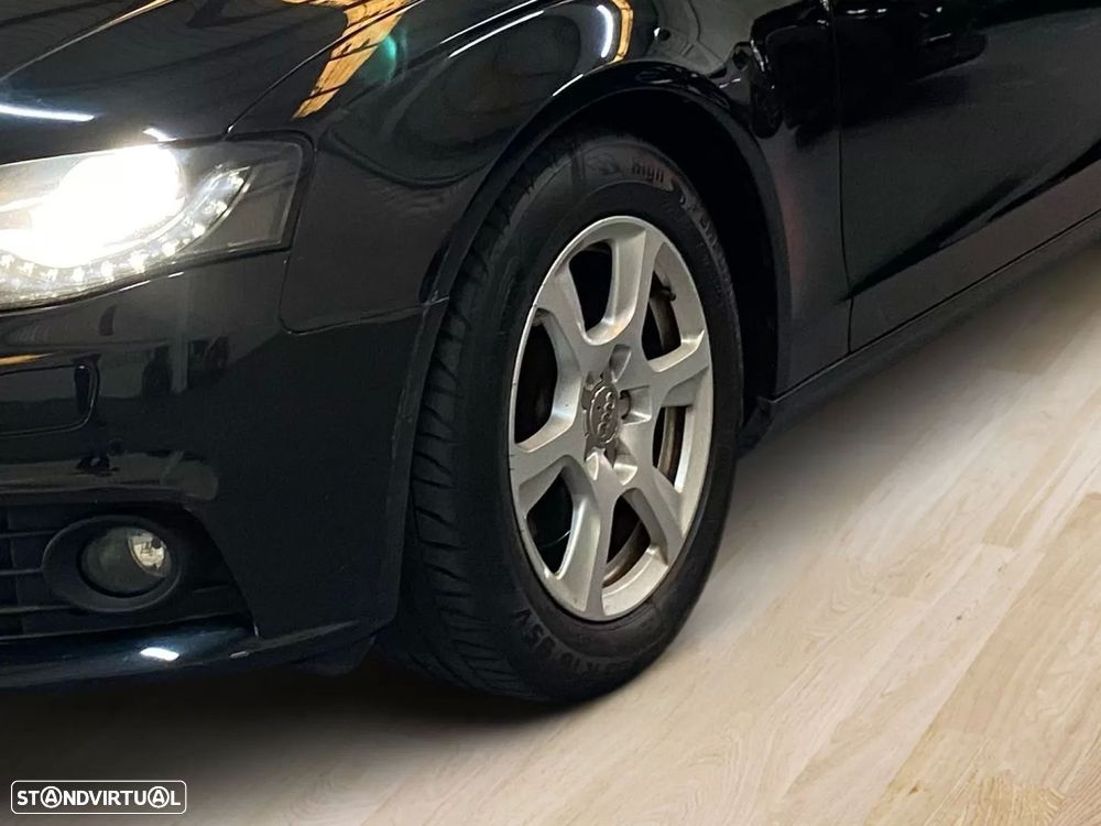 Audi A4 Avant 2.0 TDI Business Line Advance - 7