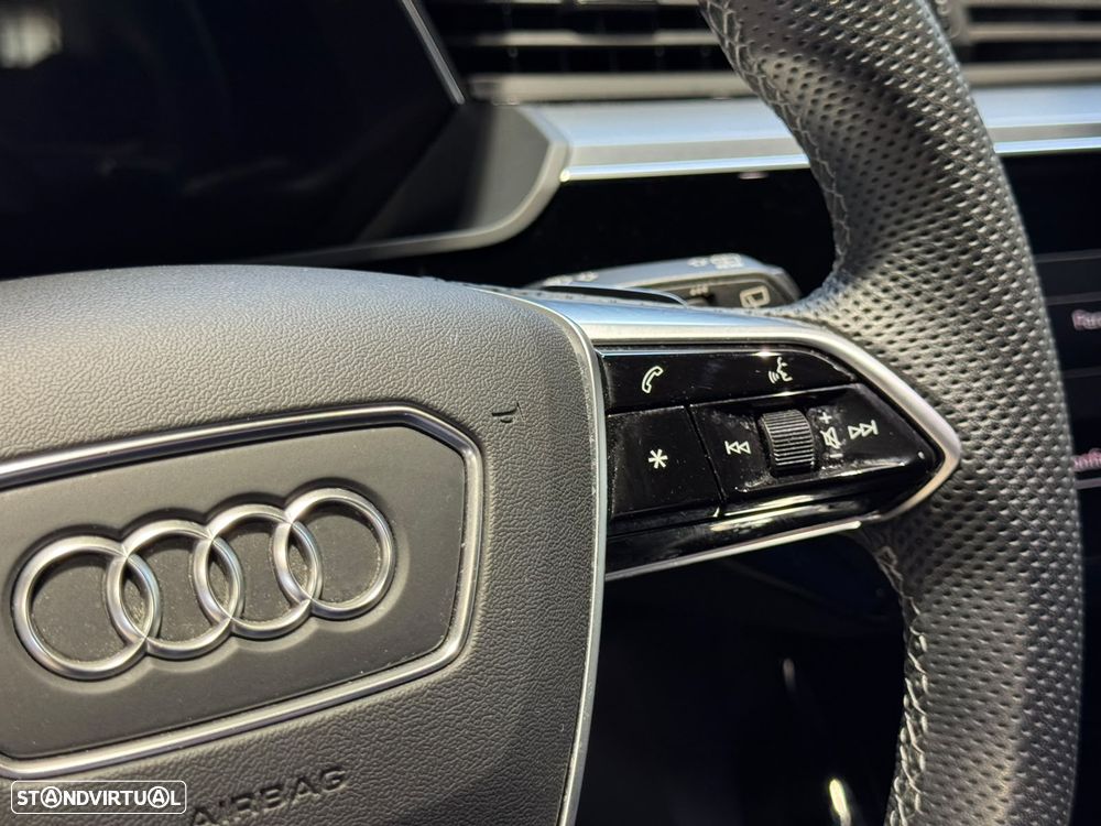 Audi e-tron 55 quattro S line - 21
