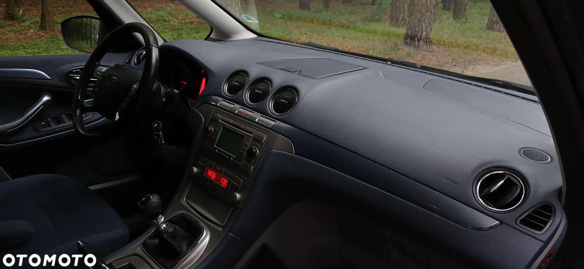 Ford Galaxy 2.0 TDCi Ghia - 12