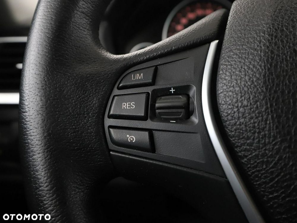 BMW Seria 3 320d Advantage - 31