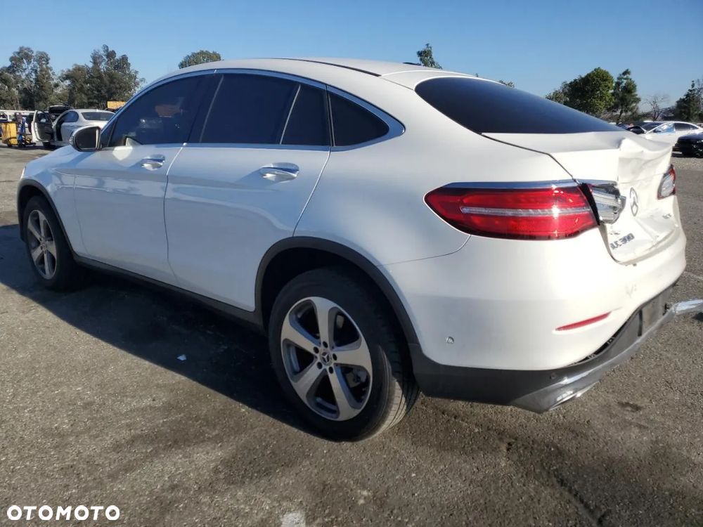 Mercedes-Benz GLC - 3