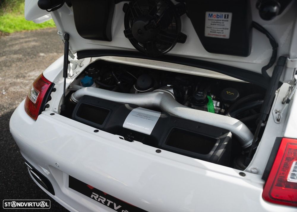 Porsche 911 (997) Turbo Cabriolet - 39