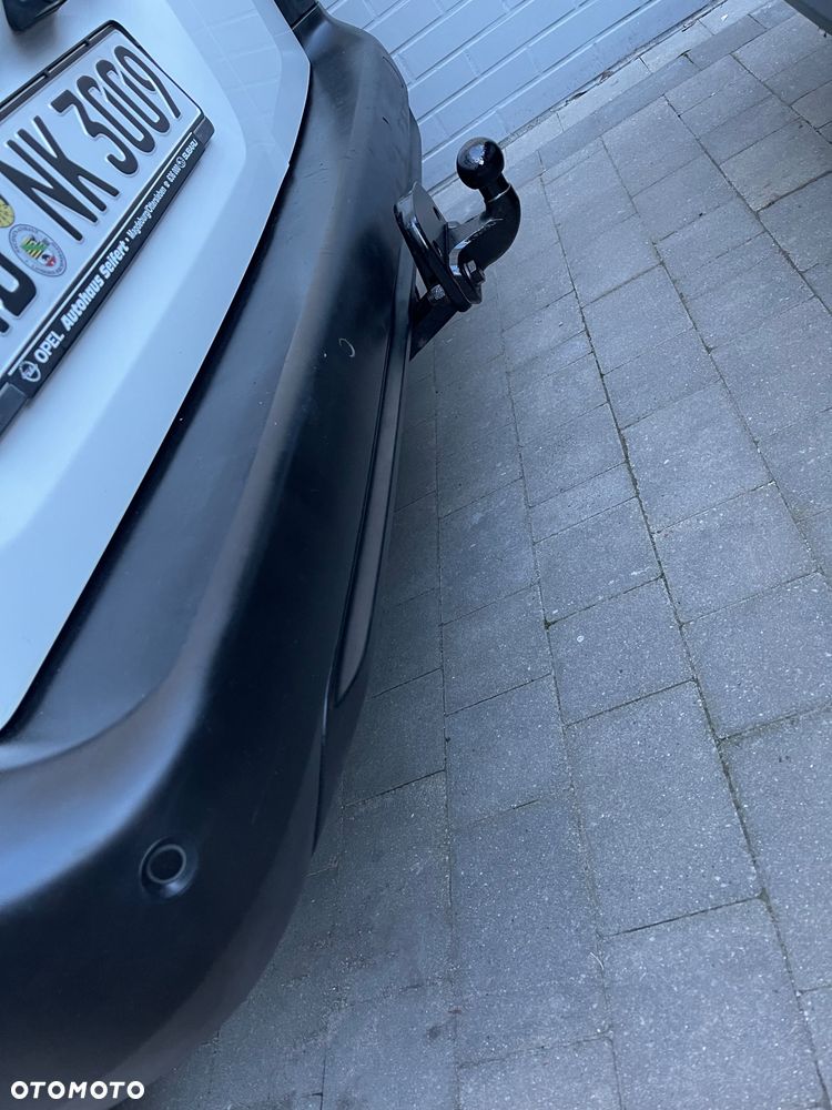 Opel Combo - 25