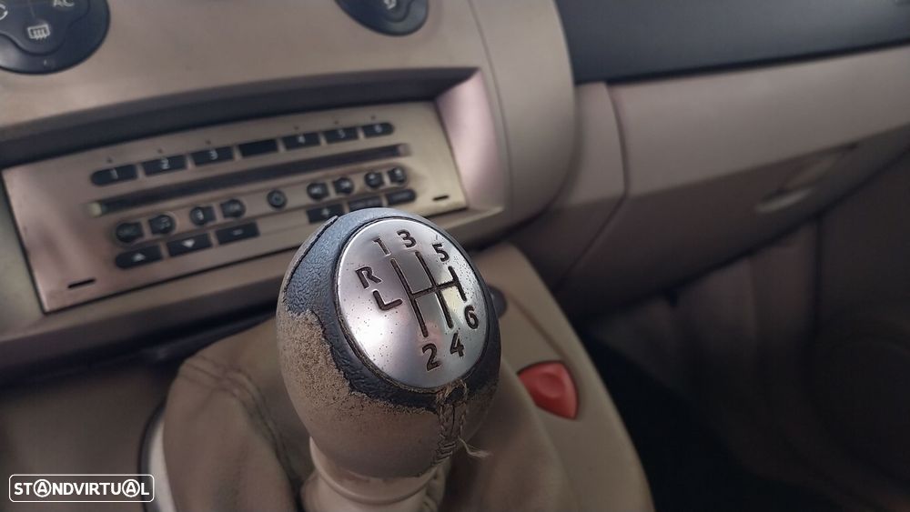 Renault Grand Scénic 1.5 dCi Privilège - 9