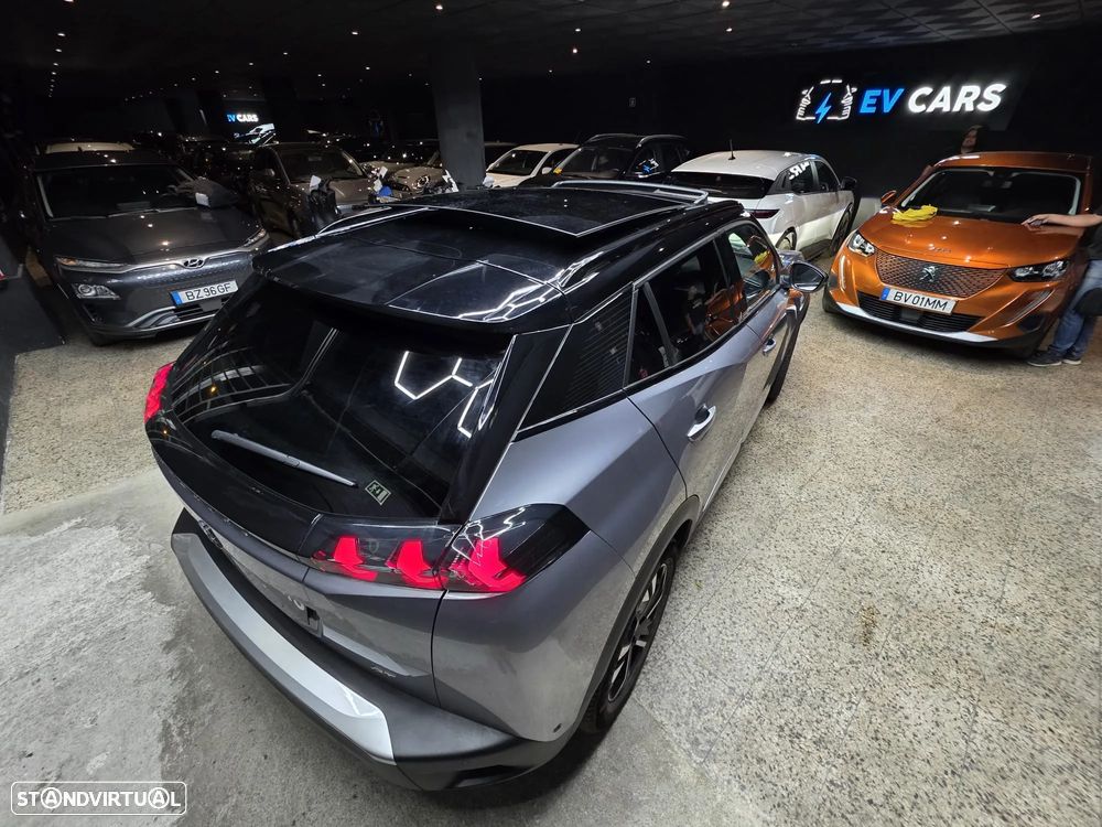 Peugeot e-2008 50 kWh GT Line - 11