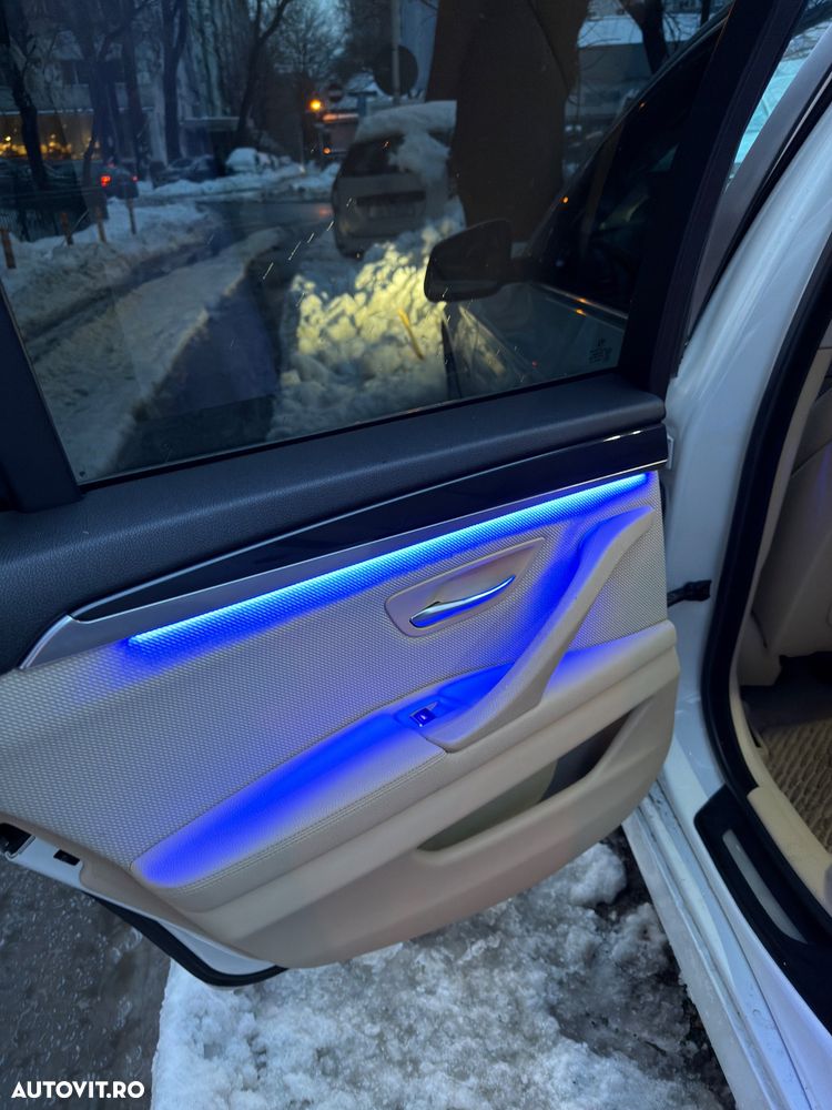 BMW Seria 5 520d Aut. - 10