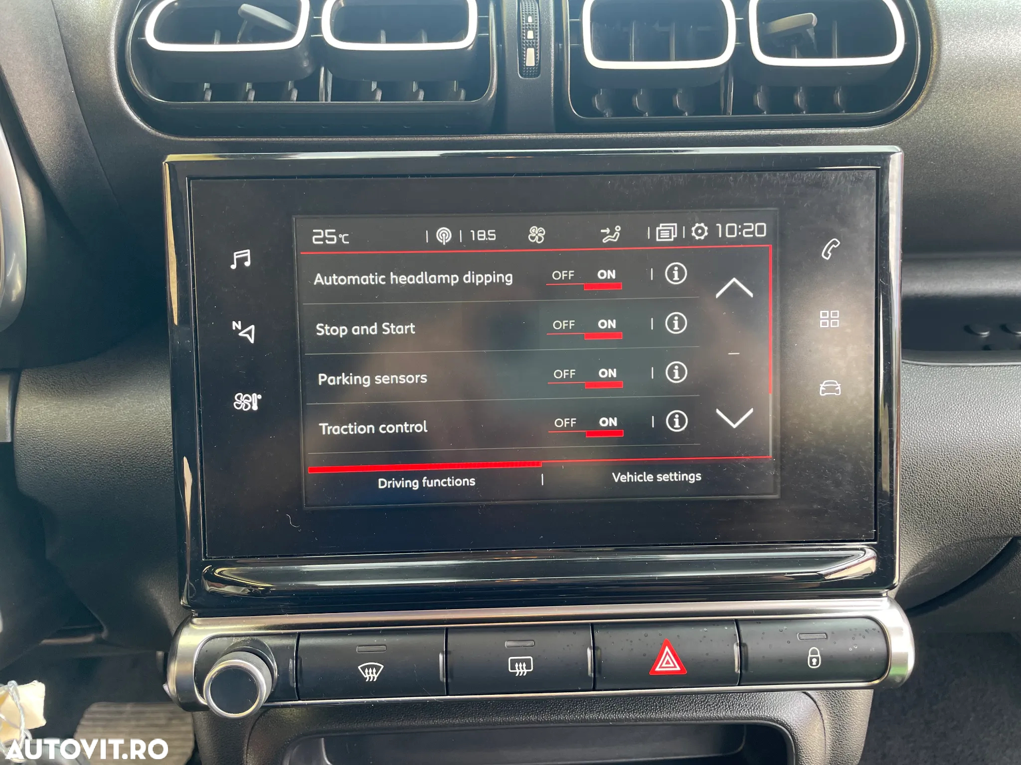 Citroën C3 AIRCROSS 1.2 PureTech S&S EAT6 Shine - 33