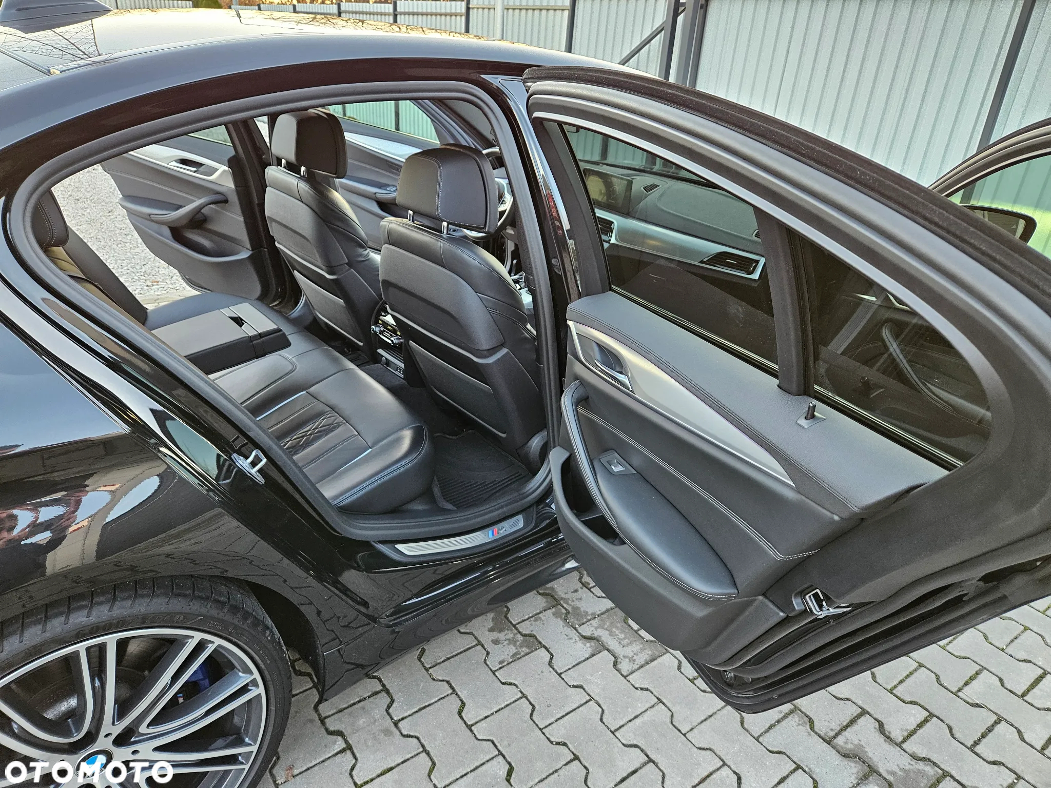 BMW Seria 5 540i xDrive M Sport sport - 33