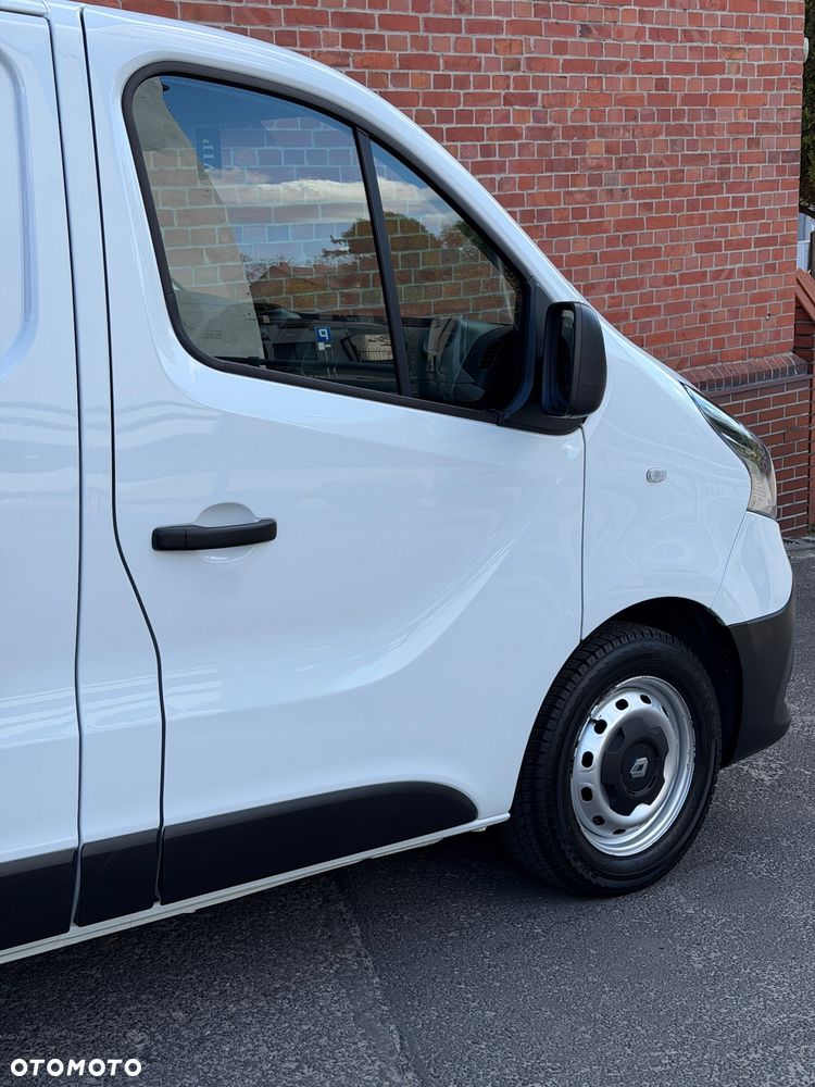 Renault Trafic - 12