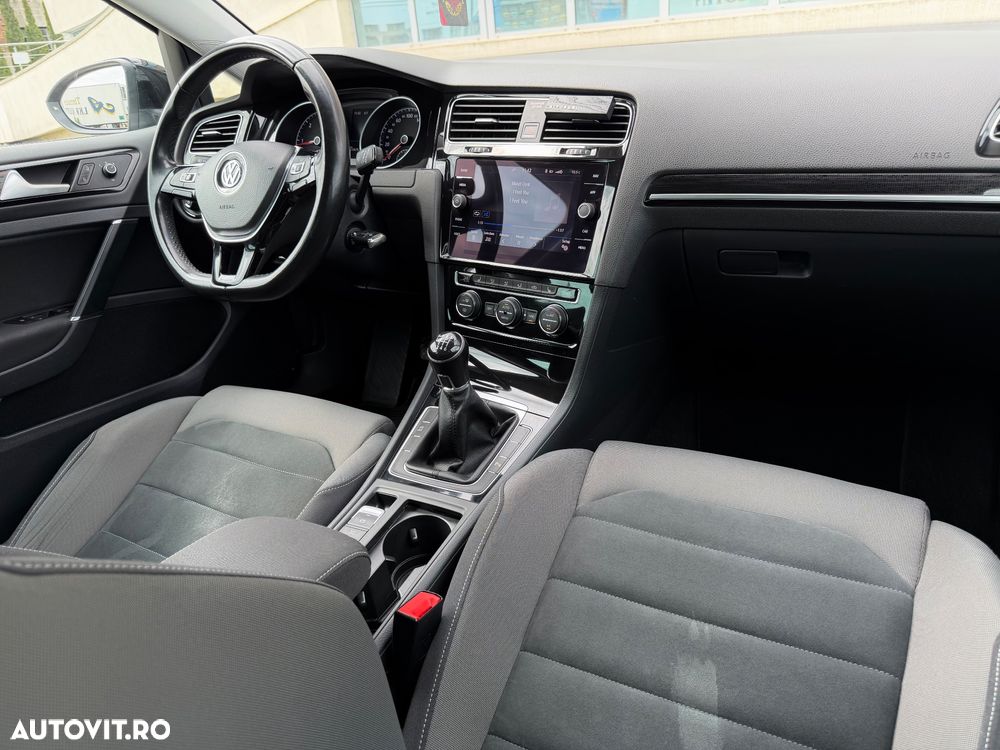 Volkswagen Golf 2.0 TDI SCR Highline - 24