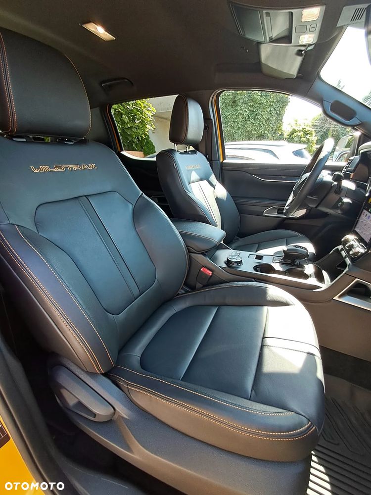 Ford Ranger 2.0 EcoBlue Bi-Turbo 4x4 DC Wildtrak - 12