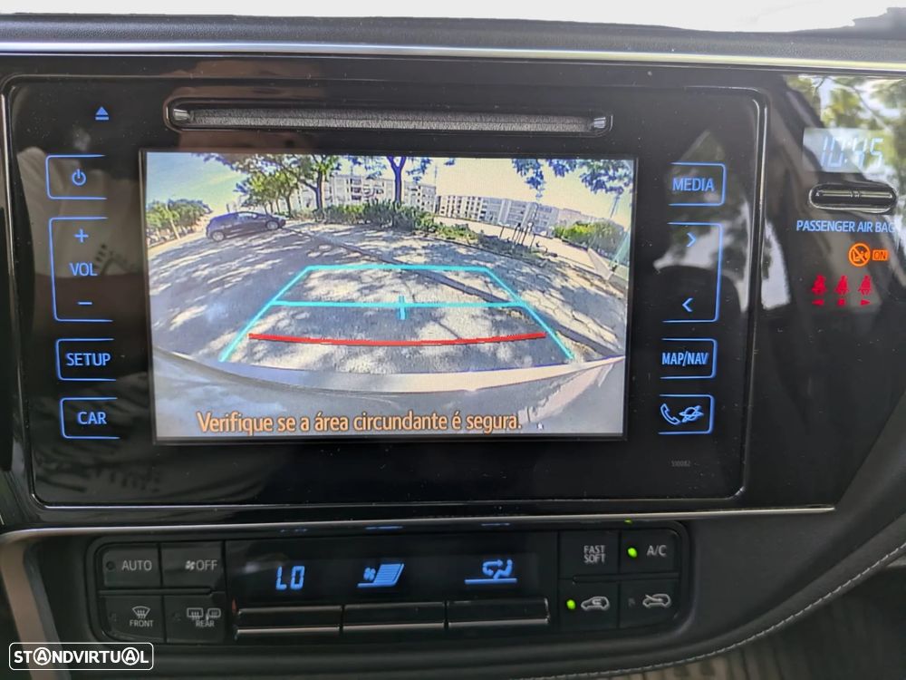 Toyota Auris 1.4 D-4D Comfort+Pack Techno - 15