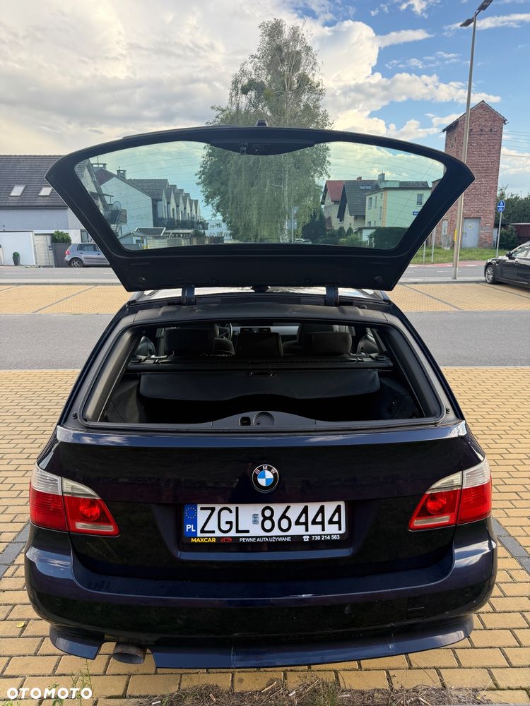 BMW Seria 5 520d - 14