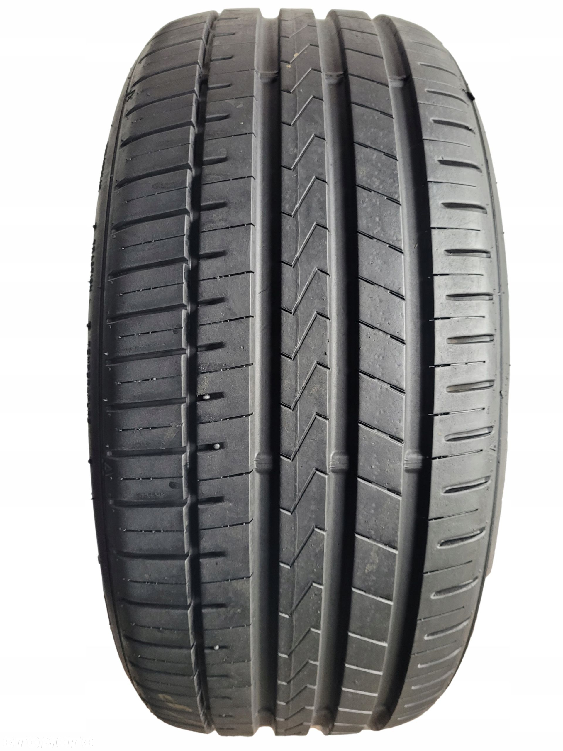 Falken azenis FK510 225/40 ZR19 R19 93Y 7mm 2018 - 2