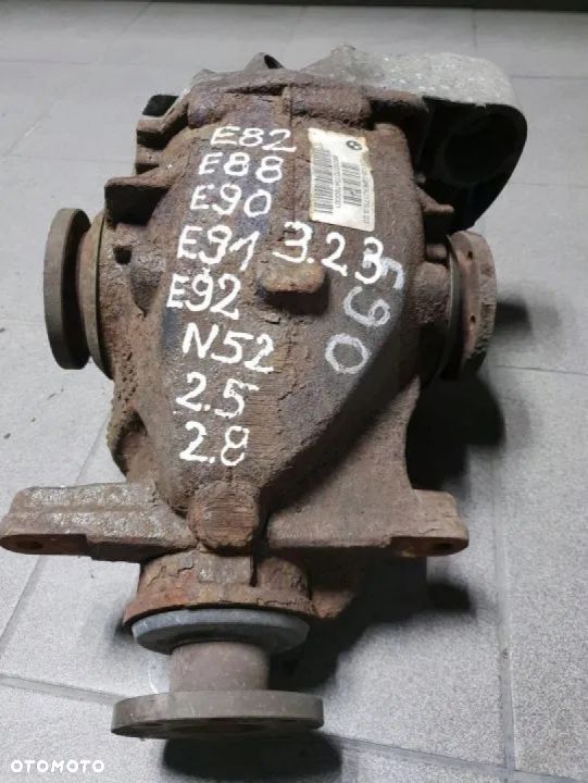 DYFER BMW E82 E88 E90 E91 e92 przełożenie 3.23 - 1