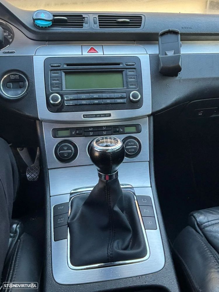VW Passat 2.0 TDI Highline - 9