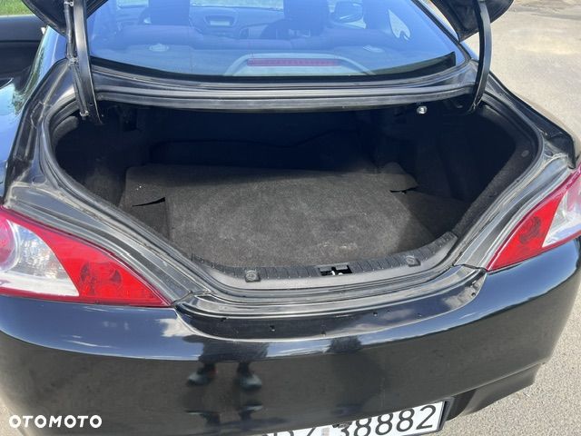 Hyundai Genesis - 5