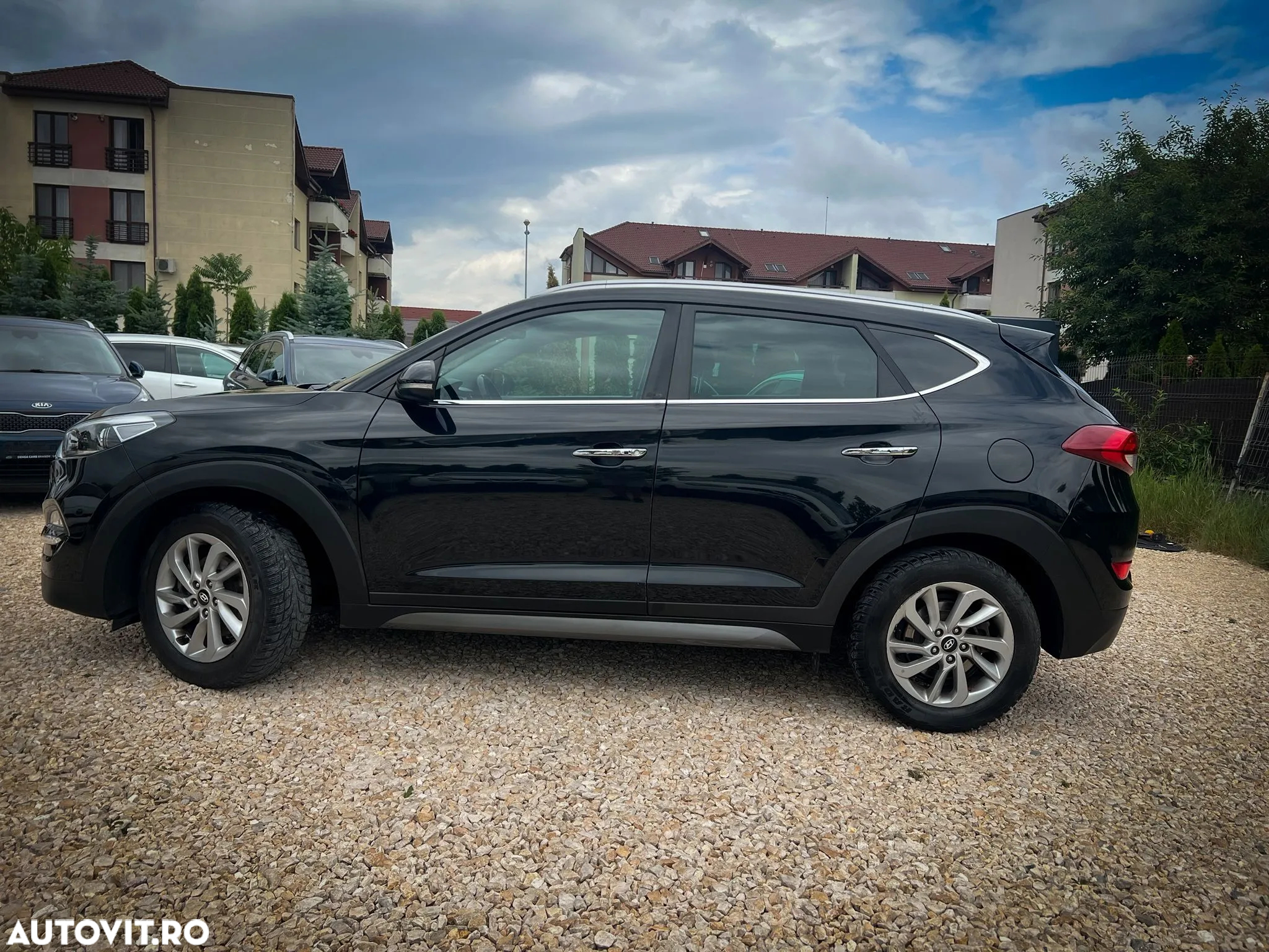 Hyundai Tucson blue 1.7 CRDi 2WD DCT Premium - 4