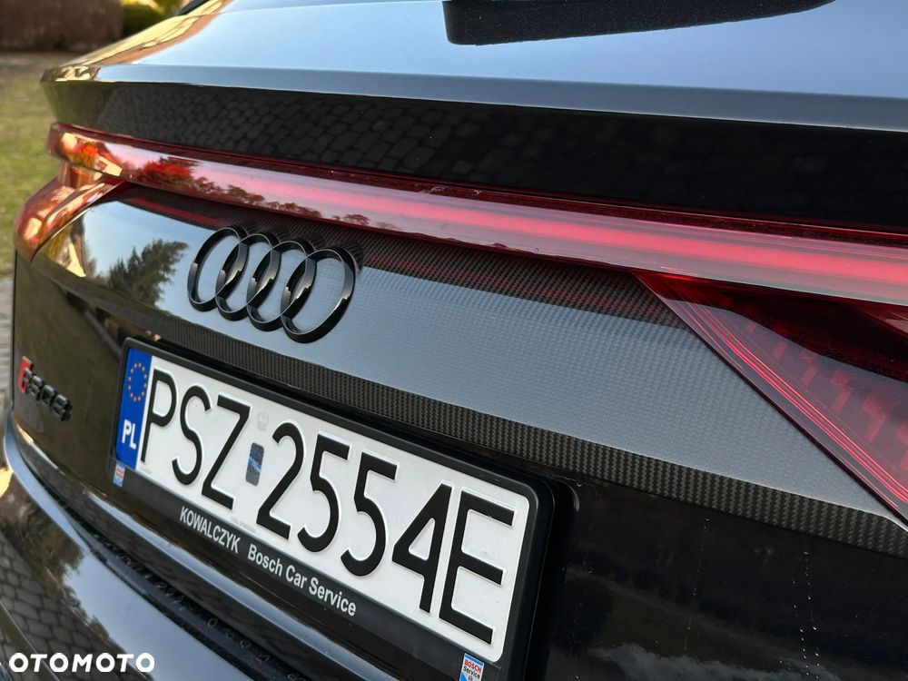 Audi RS Q8 - 28