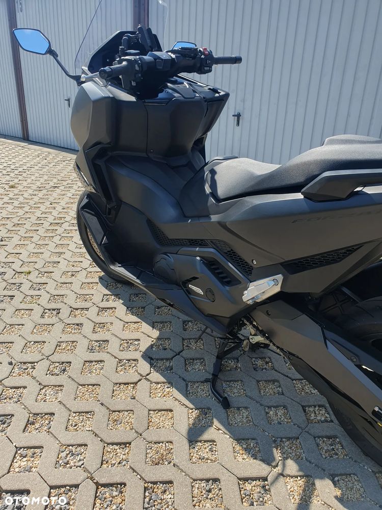 Honda NS - 12