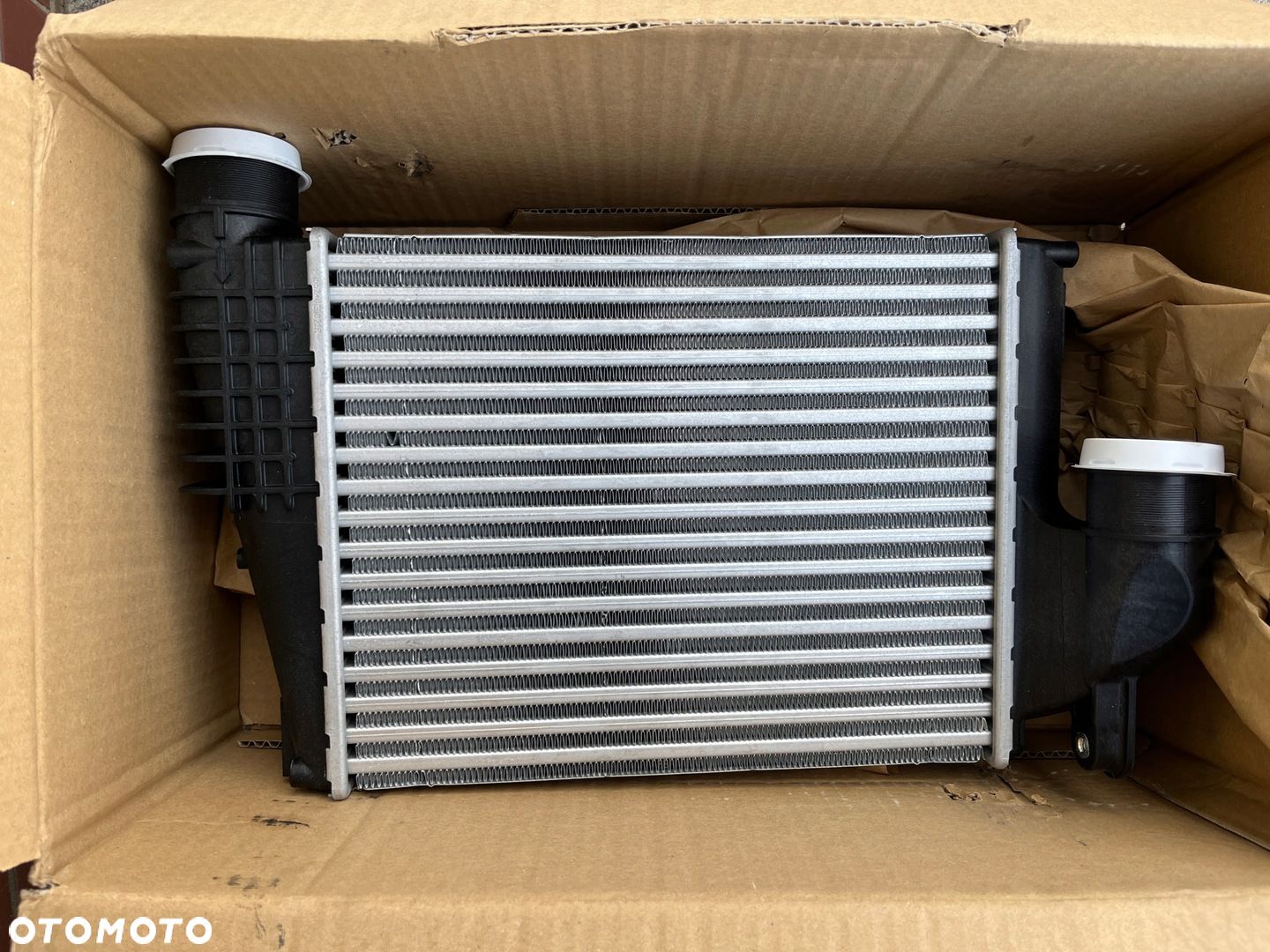 Chłodnica powietrza intercooler JUMPY EXPERT PROACE III NOWA ORYGINAŁ - 1