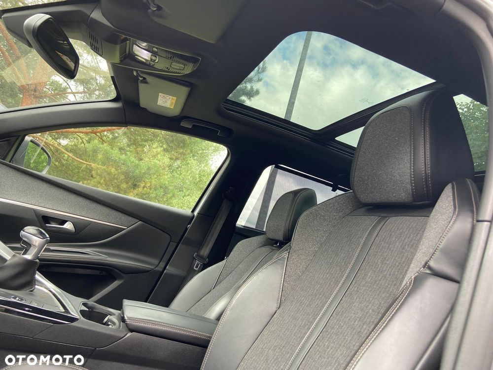Peugeot 5008 - 12