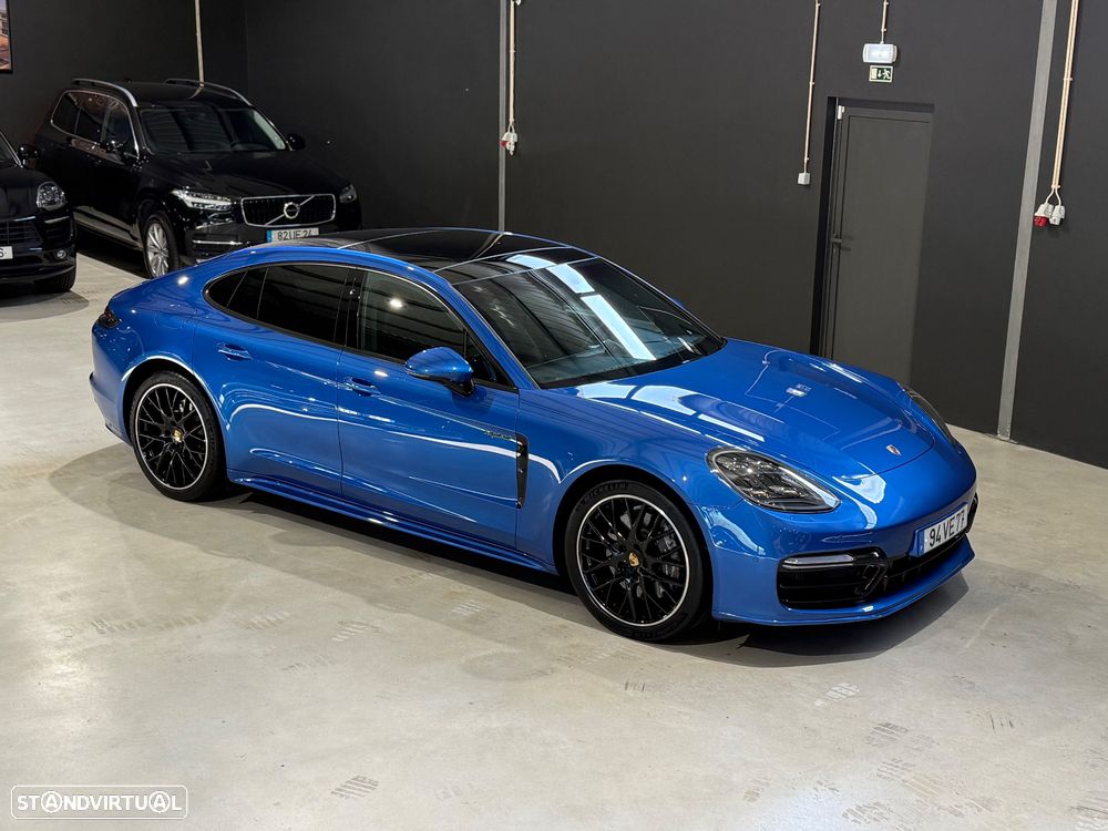 Porsche Panamera 4 E-Hybrid - 2