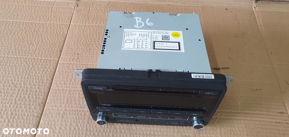 Radio radioodtwarzacz fabryczne VW Tiguan Polo Passat B6 5M0035186J - 3