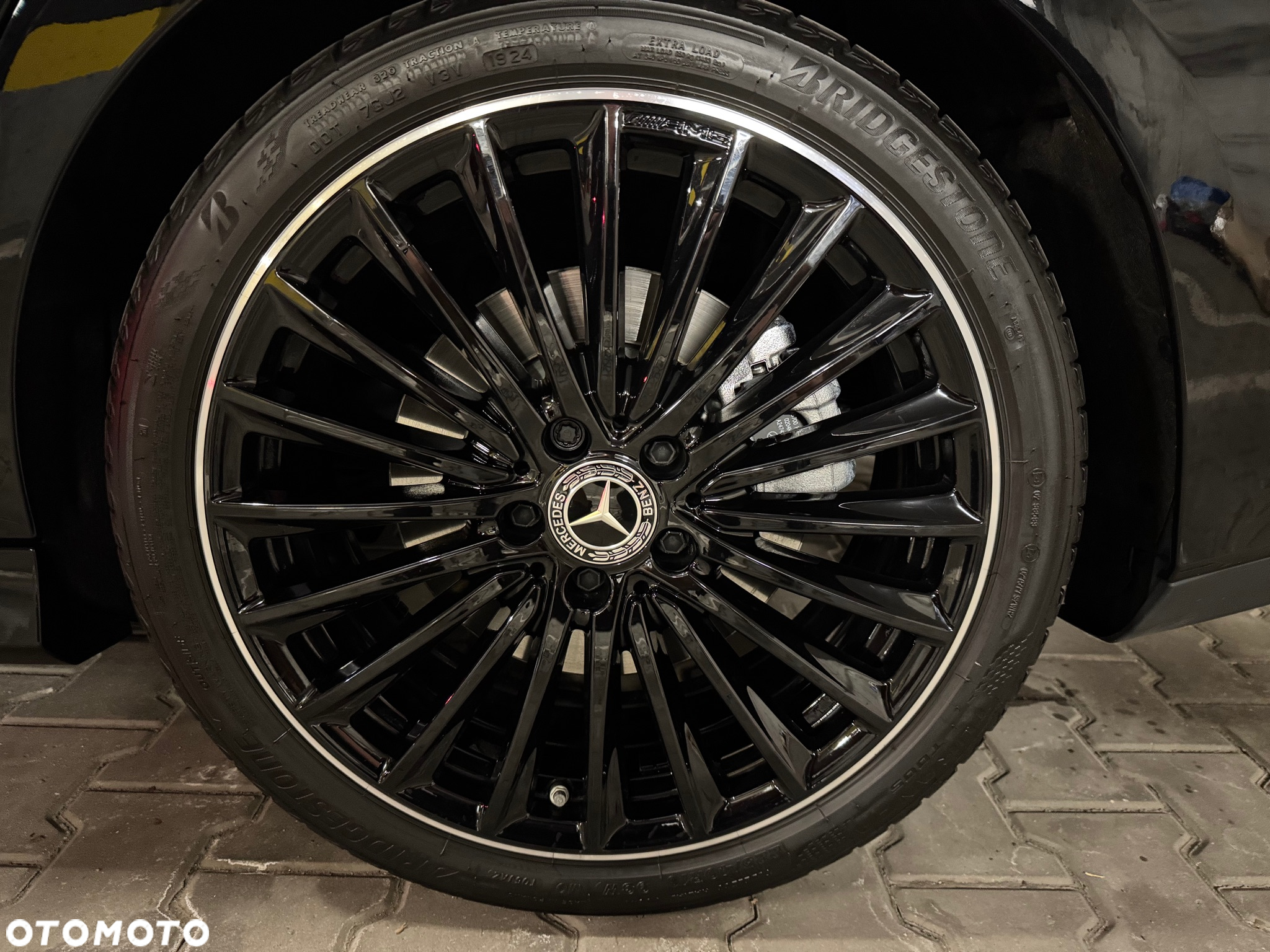 Mercedes-Benz CLA - 24