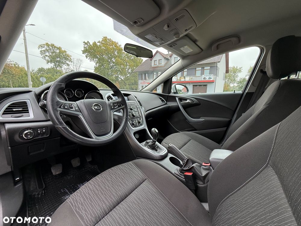Opel Astra IV 1.4 T Active EU6 - 11