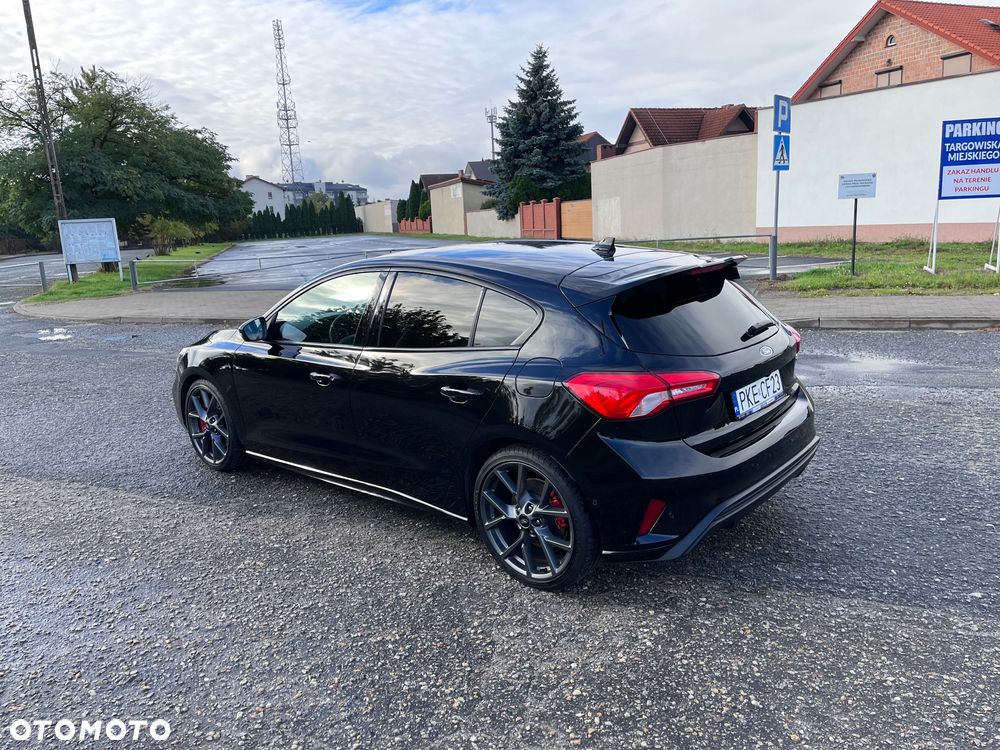 Ford Focus 2.0 EcoBlue S&S ST mit Styling-Paket - 4