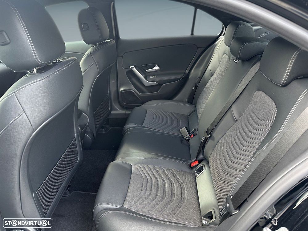 Mercedes-Benz A 250 Limousine e - 13
