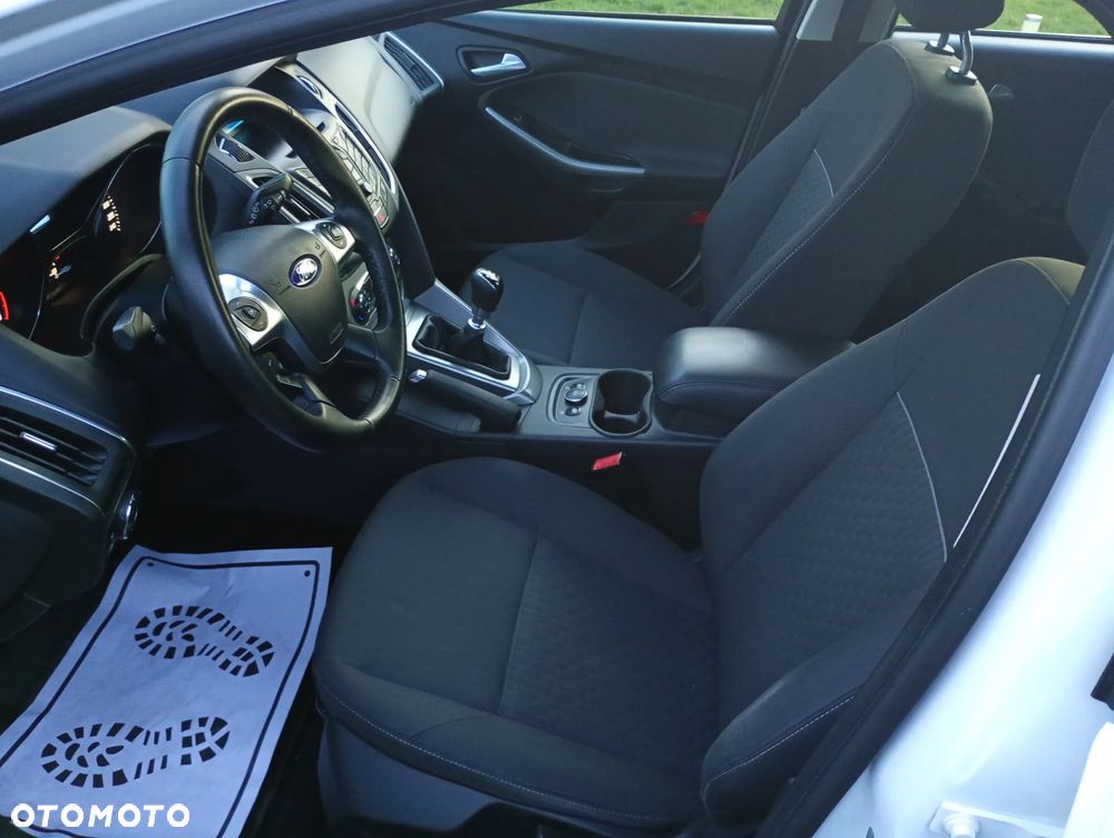 Ford Focus 1.0 EcoBoost Start-Stopp-System SYNC Edition - 17