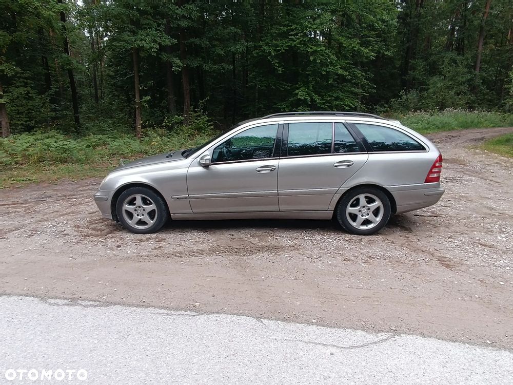 Mercedes-Benz Klasa C 200 T Kompr Avantgarde - 5