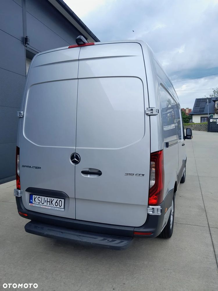 Mercedes-Benz SPRINTER - 5