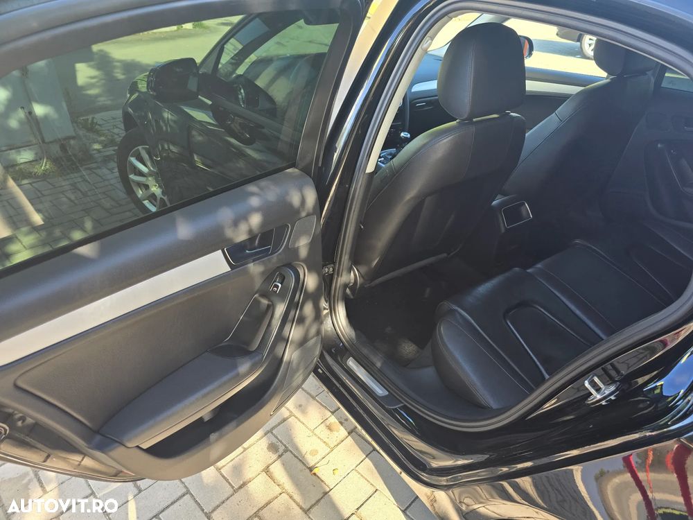 Audi A4 Limuzina - 9