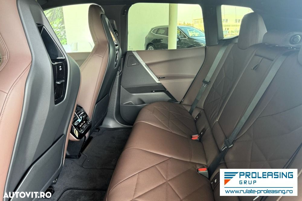 BMW iX xDrive50 - 14