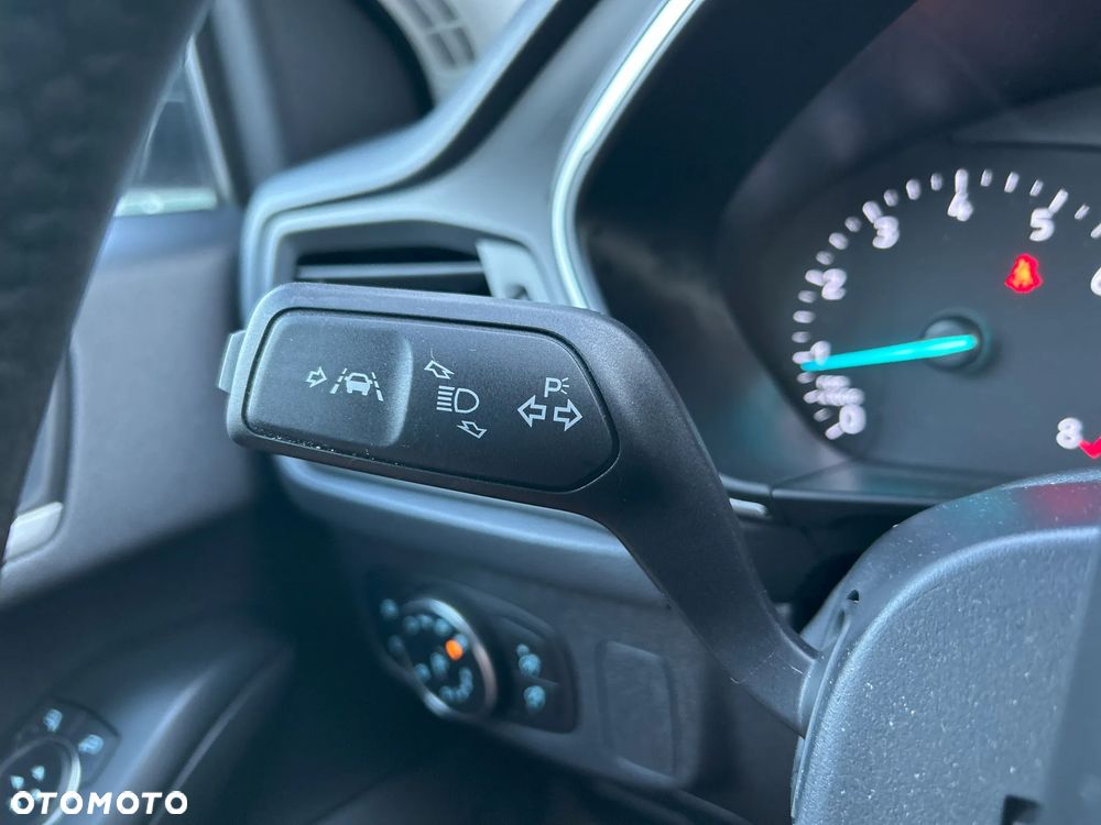 Ford Focus 1.0 EcoBoost Trend Edition - 32