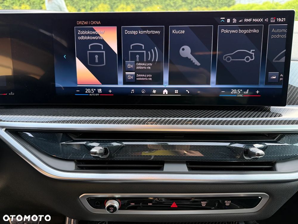 BMW X6 - 24