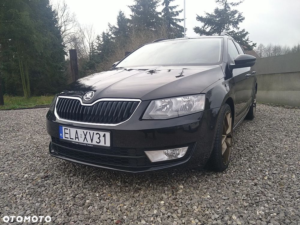 Skoda Octavia 2.0 TDI Edition DSG - 2