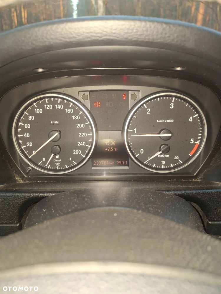 BMW X1 sDrive18d xLine - 4