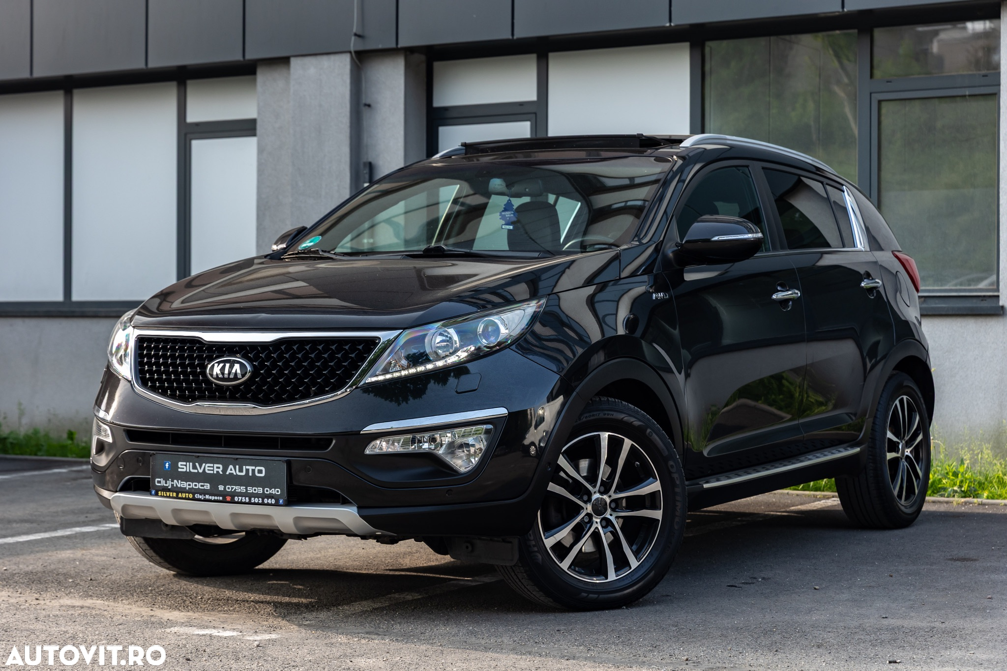 Kia Sportage 2,0 CRDI AWD Aut. Platinum - 2